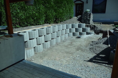 POKLÁDKA ZÁMKOVÉ DLAŽBY NOVÉ STRAŠECÍ